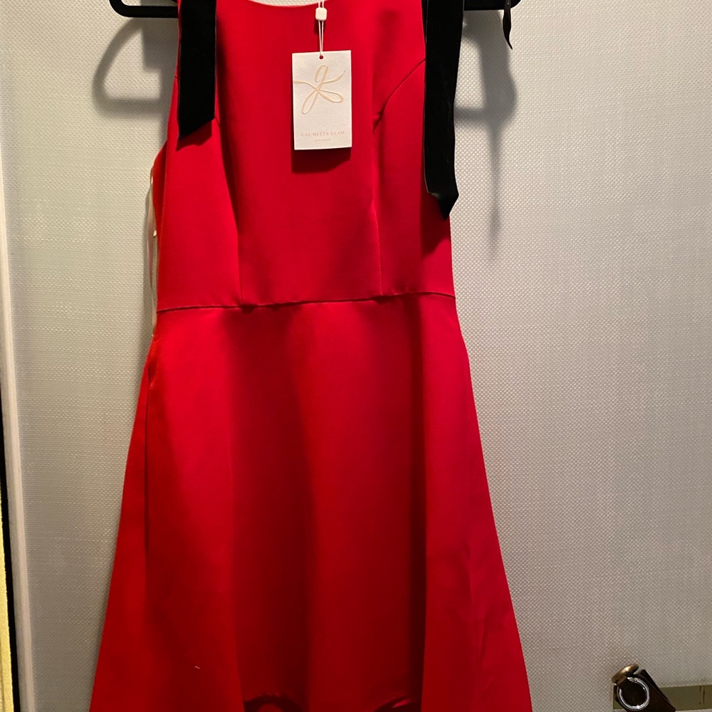 GMG Zara, NWT, Size 4